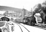 58 1111, eine bad. G 12 (ex 58 311), vor P 3603 nach Johanngeorgenstadt im Bahnhof Lauter. (27.03.1975) <i>Foto: Joachim Schmidt</i>