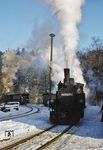Nach einer Zugkreuzung fährt 99 5902 in Mägdesprung in Richtung Alexisbad aus. (02.1990) <i>Foto: A. Röder</i>