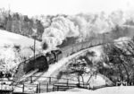 41 1130 mit P 6018 (Gera - Göschwitz) bei Oberndorf kurz vor Hermsdorf. (24.02.1986) <i>Foto: Joachim Schmidt</i>