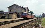 171 866 (ex VB 2.07.566) im Bahnhof Stolpen auf der sächsischen Nebenbahn Neustadt – Dürrröhrsdorf. (04.1971) <i>Foto: Joachim Claus</i>