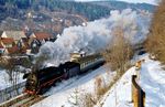 44 1486 mit D 902 nach Meiningen in Liebenstein bei Gräfenroda. (22.02.1991) <i>Foto: Hans-Jürgen Müller</i>