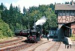 99 5906 ist mit P 69717 aus Gernrode in Mägdesprung eingetroffen. (28.07.1988) <i>Foto: Wolfgang Bügel</i>