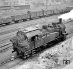 94 1662 macht sich im Rangierbahnhof Leipzig-Engelsdorf nützlich. (09.09.1964) <i>Foto: Jörg Schulze</i>