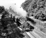 86 445 vom Bw Rochlitz mit einem Personenzug in Borsdorf (Sachs), östlich von Leipzig. (14.09.1964) <i>Foto: Jörg Schulze</i>