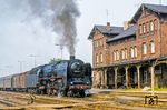 01 2118 mit P 3025 nach Saalfeld im Bahnhof Weida. (1980) <i>Foto: Karsten Risch</i>