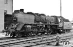03 098 vom Bw Leipzig West im Bw Dresden-Altstadt. Sie war die letzte DR-03 mit Wagnerblechen. (30.10.1968) <i>Foto: Rudi Lehmann, Slg. Holzborn</i>