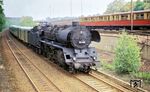 03 148 fährt mit dem D 111 aus Bonn in Berlin-Wannsee ein. (19.06.1969) <i>Foto: Klaus D. Holzborn</i>
