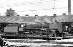Die Erfurter 01 036 macht sich im Bw Bebra für die Rückfahrt nach Thüringen bereit. Bei ihr handelt es sich um eine der von 850 auf 1000 mm vorderen Laufraddurchmesser umgebauten Loks. (08.1965) <i>Foto: Robin Fell</i>