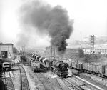 44 0486 beschleunigt den Gipszug Gag 56405 aus Sangerhausen. Am Zugschluss half tatkräftig eine weitere 44er (44 0194) mit. (07.09.1981) <i>Foto: Joachim Schmidt</i>