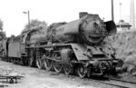 03 2243 vom Bw Leipzig Hbf West zu Gast im Bw Berlin-Lichtenberg. Dahinter steht 01 2114. (07.1977) <i>Foto: Klaus Kieper, Slg. Holzborn</i>