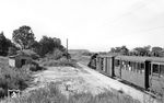 99 3361 mit P 9193 nach Anklam in Ramelow Dorf. (18.08.1966) <i>Foto: Gerd Wolff</i>