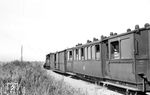 Halt des P 9193 aus Friedland (Meckl) mit 99 3361 im Haltepunkt Rebelow. (18.08.1966) <i>Foto: Gerd Wolff</i>