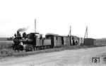99 3462 mit P 9193 nach Anklam im Haltepunkt Wegezin. (18.08.1966) <i>Foto: Gerd Wolff</i>