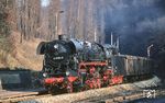 44 0194 (ex 44 1195 vom Bw Sangerhausen) rollt mit einem Güterzug durch den Bahnhof Blankenheim (bei Sangerhausen). (21.10.1979) <i>Foto: Bruno Gode</i>