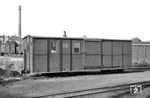 Der Pw4 964-108 (ex MPSB-Packwagen Nr. 68) im Bahnhof Anklam. Der Wagen blieb erhalten und wurde bei der Dampf-Kleinbahn Mühlenstroth wieder aufgearbeitet. (18.08.1966) <i>Foto: Gerd Wolff</i>