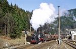 58 1111 fährt mit Lg 60139 (Arnstadt - Grimmenthal) aus dem Bahnhof Oberhof.  (19.03.1993) <i>Foto: Hans-Jürgen Müller</i>