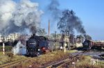 In Zittau Süd überlässt 99 1776 dem P 14084 mit 99 1762 den Vortritt. (11.11.1989) <i>Foto: Wolfgang Bügel</i>