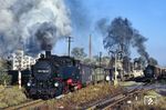 99 1762 dampft mit P 14084 nach Oybin aus dem Bahnhof Zittau Süd und überholt die dort wartende 99 1776 vor Ng 67286. (11.11.1989) <i>Foto: Wolfgang Bügel</i>