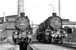 Zwei sächsische XIII H, die beide 1921 bei Hartmann in Chemnitz gebaut wurden, im Bw Riesa. (08.08.1967) <i>Foto: Klaus D. Holzborn</i>