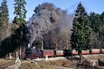 Hinter Elend nimmt 99 7244 mit P 14403 nach Nordhausen Anlauf für die Steigung nach Sorge. (22.02.1990) <i>Foto: Wolfgang Bügel</i>