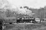 86 1001 auf dem Weg nach Annaberg-Buchholz kurz vor Raschau. Seit 1997 findet hier kein regelmäßiger Personenverkehr mehr statt.  (01.04.1975) <i>Foto: Joachim Schmidt</i>