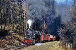99 7239 mit P 14445 nach Benneckenstein in der Steigung nach Drei Annen Hohne nahe des ehemaligen Haltepunktes Drängetal. (22.02.1990) <i>Foto: Wolfgang Bügel</i>