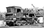 91 6488 vom Typ ELNA 5 (Henschel, Baujahr 1930, ex Pyritzer Krb. 52) restauriert im Bw Barth. Die ELNA-Loks der Typen 2 und 5 waren nach 1945 typisch für die Strecken Velgast - Tribsees und Neu Seehagen - Franzburg, aber auch für Velgast - Barth und den Rangierdienst in Barth. 91 6488 war seit Ende des Zweiten Weltkriegs auf der Franzburger Südbahn (FSB) tätig und wurde am 17.12.1970 ausgemustert. (21.05.1967) <i>Foto: Klaus Kieper, Slg. Holzborn</i>