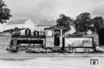 Die Lokomotiven Nr. 13 (II) und 14 (II) waren die letzten einer Serie von Schlepptenderlokomotiven, die für die Mecklenburg-Pommersche Schmalspurbahn gefertigt wurden. Hergestellt wurden sie mit den Fabriknummern 12894 und 13200 von der Firma Orenstein & Koppel. Nach dem Ende des Zweiten Weltkrieges wurde die Nr. 13 (II) als Reparationsleistung an die Sowjetunion abgegeben. Nr. 14 (II) erhielt nach der Übernahme der MPSB durch die Deutsche Reichsbahn zum 1. April 1949 die Betriebsnummer 99 3361. Die Lokomotive war bis zum 3. September 1970 in Friedland (Foto) im Einsatz. Im Mai 1972 wurde sie an das „Mohun Outdoor Steam Museum“ in Novato/USA verkauft und ist heute noch im Hesston Steam Museum/Indiana im Einsatz. (07.1966) <i>Foto: Klaus Kieper, Slg. Holzborn</i>