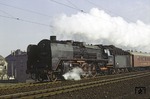 01 2057 (Bw Dresden) vor D 378 (Bratislava-) Dresden - Berlin in Radebeul-Ost. (10.08.1974) <i>Foto: Will A. Reed</i>