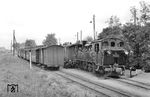 99 545 wartet im Bahnhof Trent mit P 843 nach Wittower Fähre die Weiterfahrt des kreuzenden P 844 nach Bergen Ost ab. (22.08.1966) <i>Foto: Gerd Wolff</i>
