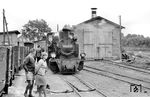 99 4652 im nördlichsten Bahnhof der Deutschen Reichsbahn in Altenkirchen (Rügen). (22.08.1966) <i>Foto: Gerd Wolff</i>