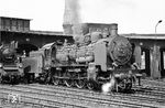 38 2072, eine 1917 von der BMAG gebaute P 8, in ihrem letzten Heimat-Bw Leipzig Hbf West. Sie ist nachträglich mit einem P 10-Tender ausgerüstet worden. (1967) <i>Foto: Robin Fell</i>