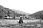 DR 114 622 (Bw Saalfeld/Saale) mit einem Güterzug bei Lichtentanne auf der Strecke Wurzbach (Thür) - Hockeroda. (21.09.1985) <i>Foto: Thomas Fischer</i>